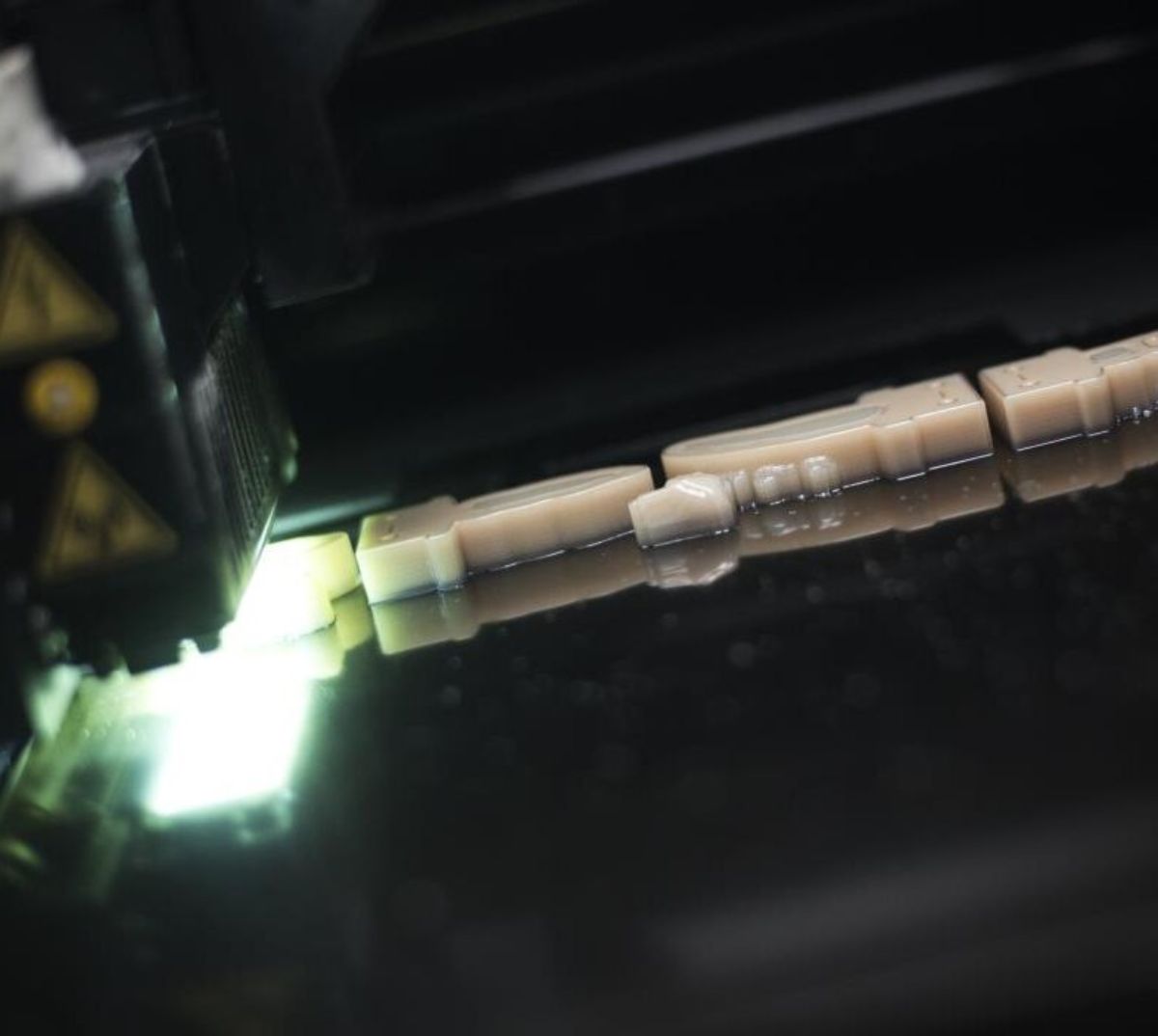 3D-Blog-UV-curing-MJM-Quadrat.jpg
